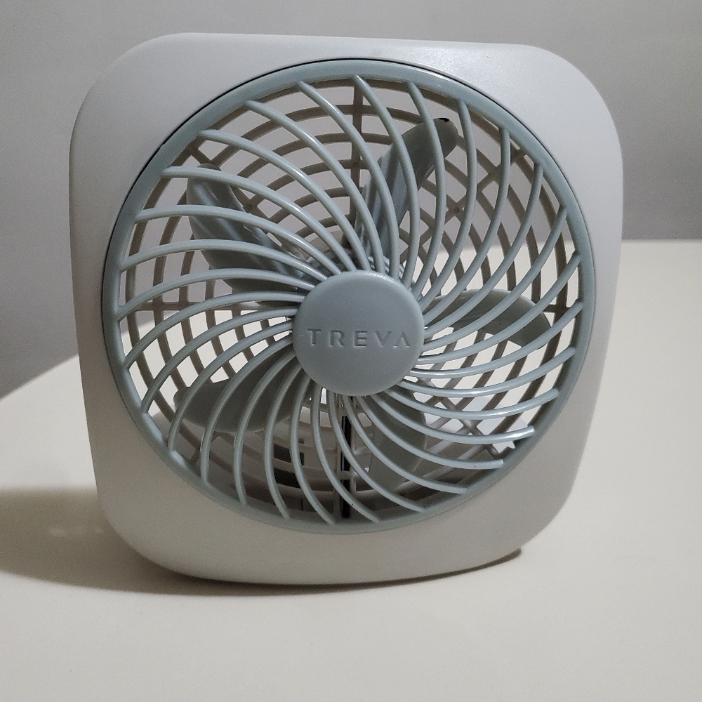 Treva 5" in Portable Desktop Fan